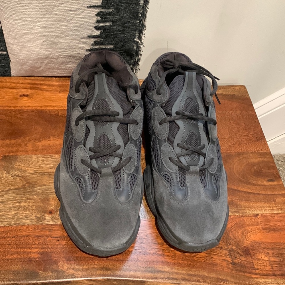 Mens yeezy’s